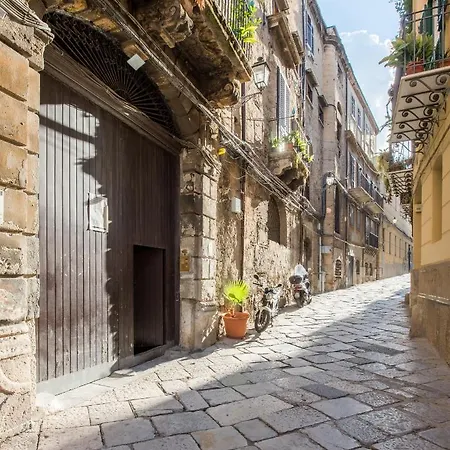 Appartamento Lo Scrigno Di Ballaro' *
